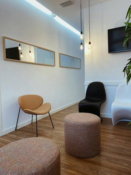 Salles d'attente et bureaux à Strasbourg : comment un environnement propre rassure votre clientèle juridique