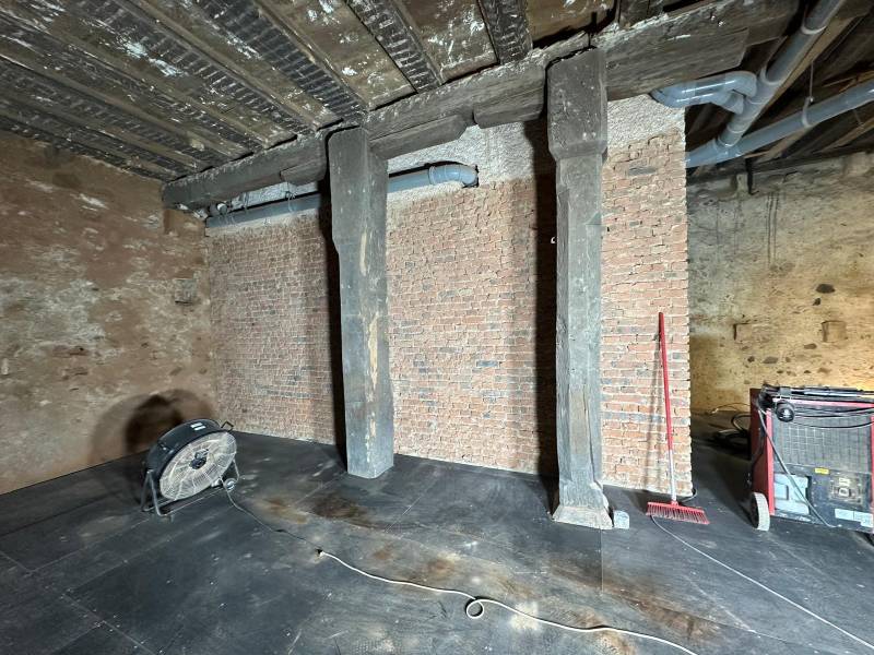 Aménagement d’une cave à Colmar : sablage et mise en valeur des pierres en grès des Vosges