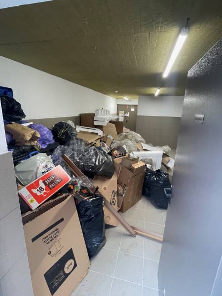 Intervention d'urgences dans un local poubelles à Schiltigheim pendant les jours fériés.